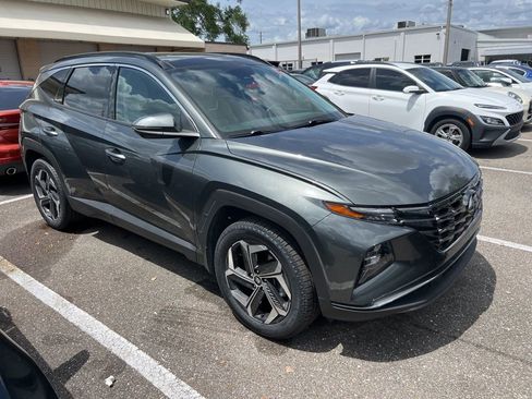 Used 2023 Hyundai Tucson Limited AWD/4WD image 3