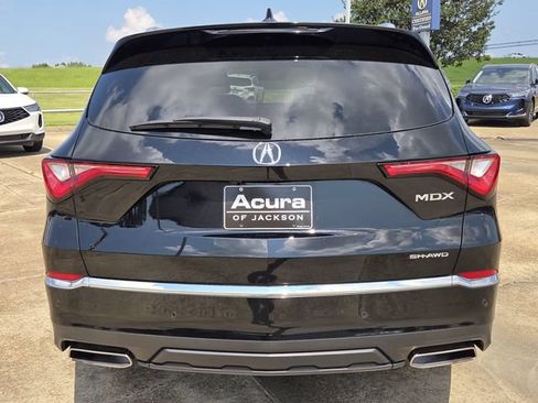 Used 2023 Acura MDX SH-AWD w/ Advance Package image 5
