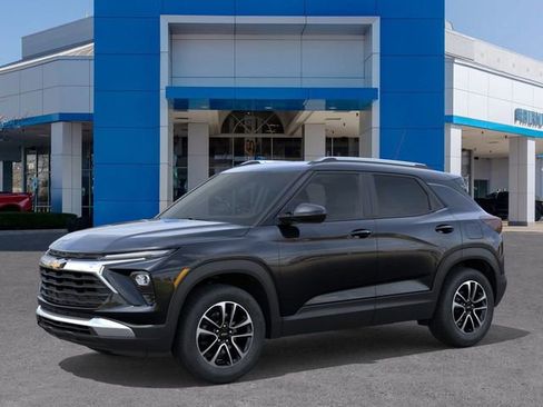 New 2026 Chevrolet TrailBlazer LT image 2