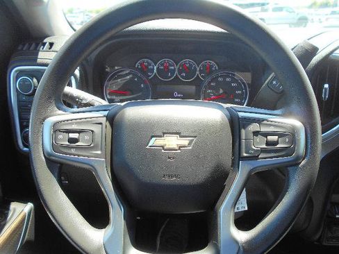 Used 2020 Chevrolet Silverado 2500 LT AWD/4WD image 18