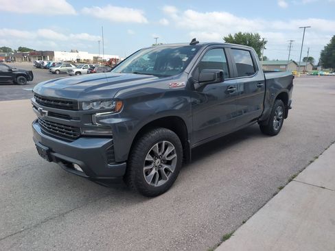 Used 2022 Chevrolet Silverado 1500 RST AWD/4WD image 4