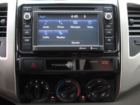 Used 2015 Toyota Tacoma PreRunner w/ SR5 Package image 23