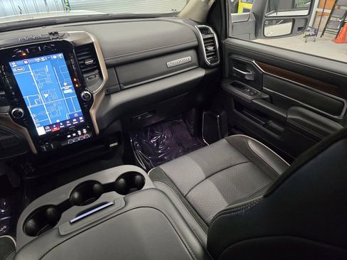 Used 2024 RAM 2500 Laramie w/ Safety Group AWD/4WD image 46