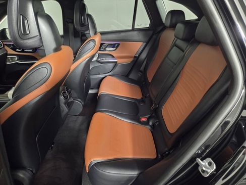 Used 2023 Mercedes-Benz GLC 300 image 23