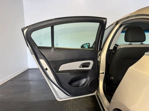 Used 2012 Chevrolet Cruze LS w/ Connectivity Package FWD image 21