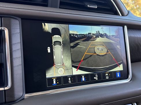 Used 2023 GMC Yukon XL Denali w/ Max Trailering Package image 15