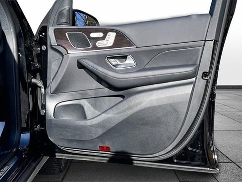 Certified 2025 Mercedes-Benz GLE 350 4MATIC image 31