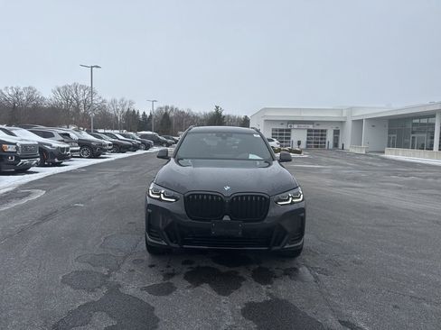Used 2024 BMW X3 xDrive30i w/ Premium Package image 2