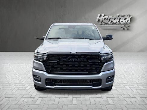 Used 2025 RAM 1500 Big Horn AWD/4WD image 3