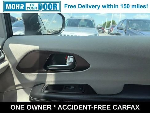 Used 2023 Chrysler Voyager LX FWD image 26
