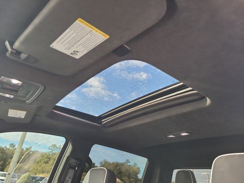 Used 2024 GMC Sierra 1500 AT4X image 21