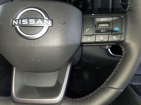 Certified 2025 Nissan Rogue SL w/ Tech Package image 27