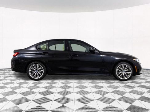 Used 2023 BMW 330i xDrive Sedan w/ Driving Assistance Package image 17