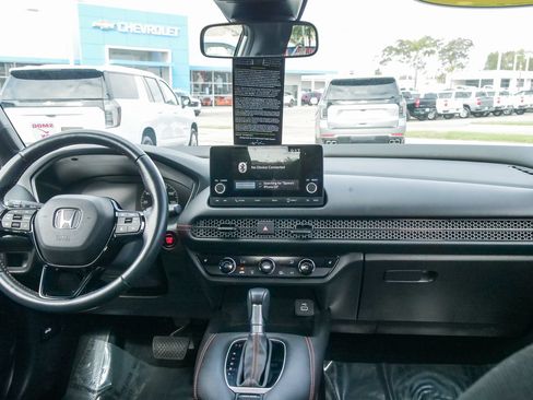 Used 2025 Honda HR-V Sport image 12