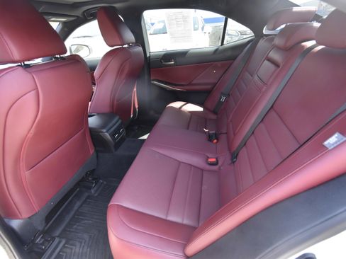 Used 2019 Lexus IS 300 F Sport w/ F Sport Package RWD image 14
