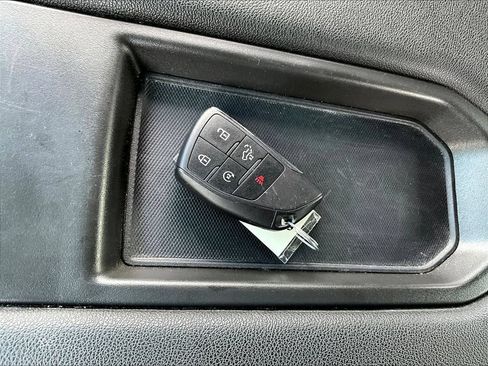 Used 2023 Chevrolet Silverado 1500 LT AWD/4WD image 36