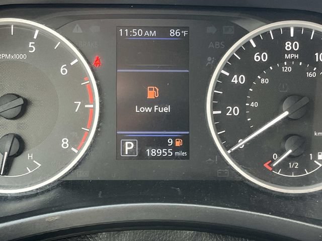 Used 2024 Nissan Sentra S FWD image 35