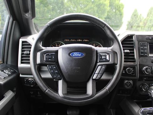 Used 2017 Ford F150 XLT w/ Equipment Group 301A Mid AWD/4WD image 17