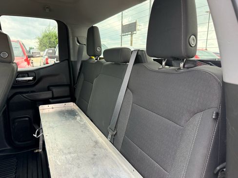 Used 2021 Chevrolet Silverado 1500 LT w/ Safety Package II AWD/4WD image 25
