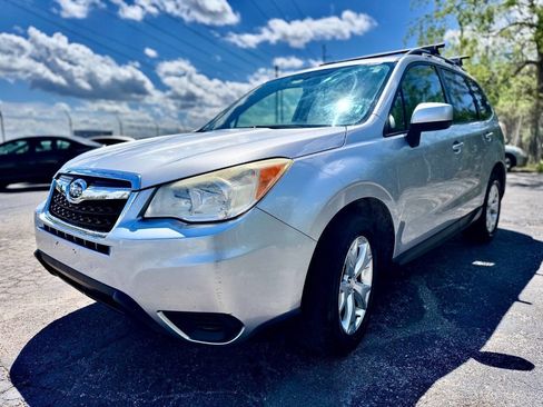 Used 2014 Subaru Forester 2.5i Premium w/ Popular Package #2 AWD/4WD image 7