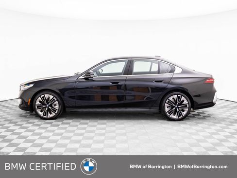 Certified 2025 BMW 540i xDrive image 2