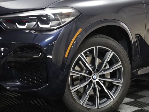 Used 2023 BMW X5 xDrive40i w/ M Sport Package AWD/4WD image 3