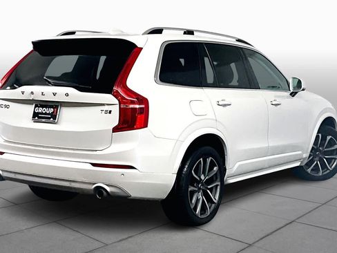 Used 2018 Volvo XC90 T5 Momentum image 13