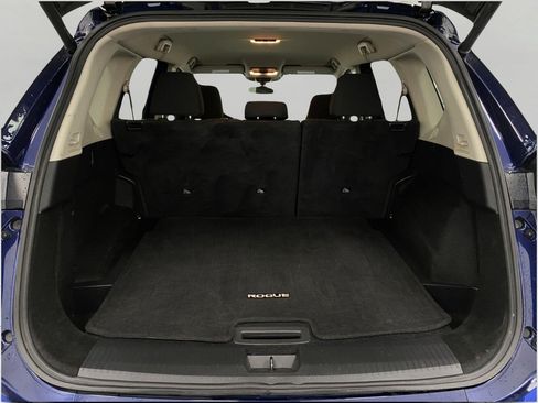Certified 2025 Nissan Rogue SV AWD/4WD image 5