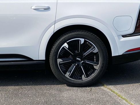 New 2025 Cadillac Escalade IQ Sport 1 w/ Smart Trailering package image 3