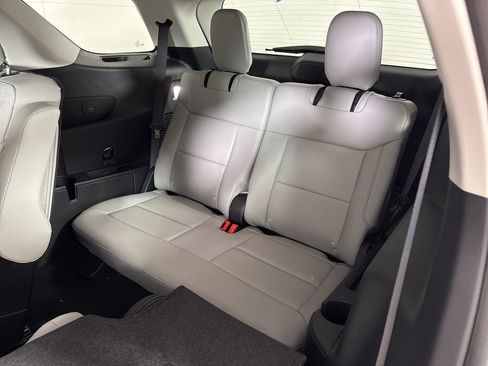 New 2026 Ford Explorer Active w/ Active Comfort Package RWD image 28
