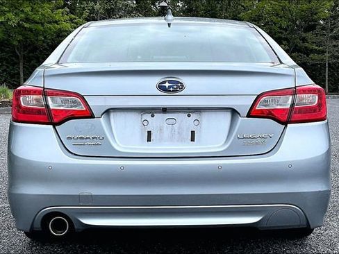Used 2017 Subaru Legacy 2.5i Limited AWD/4WD image 14
