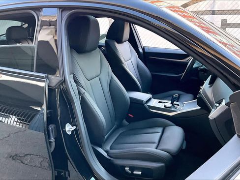 Used 2023 BMW i4 eDrive35 image 8