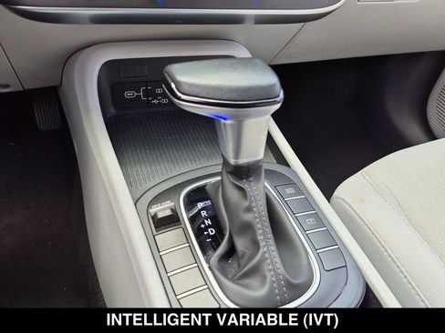 Used 2024 Hyundai Kona SEL FWD image 20