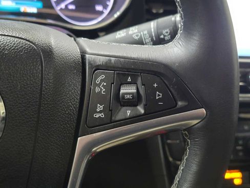 Used 2018 Buick Encore Essence AWD/4WD image 33
