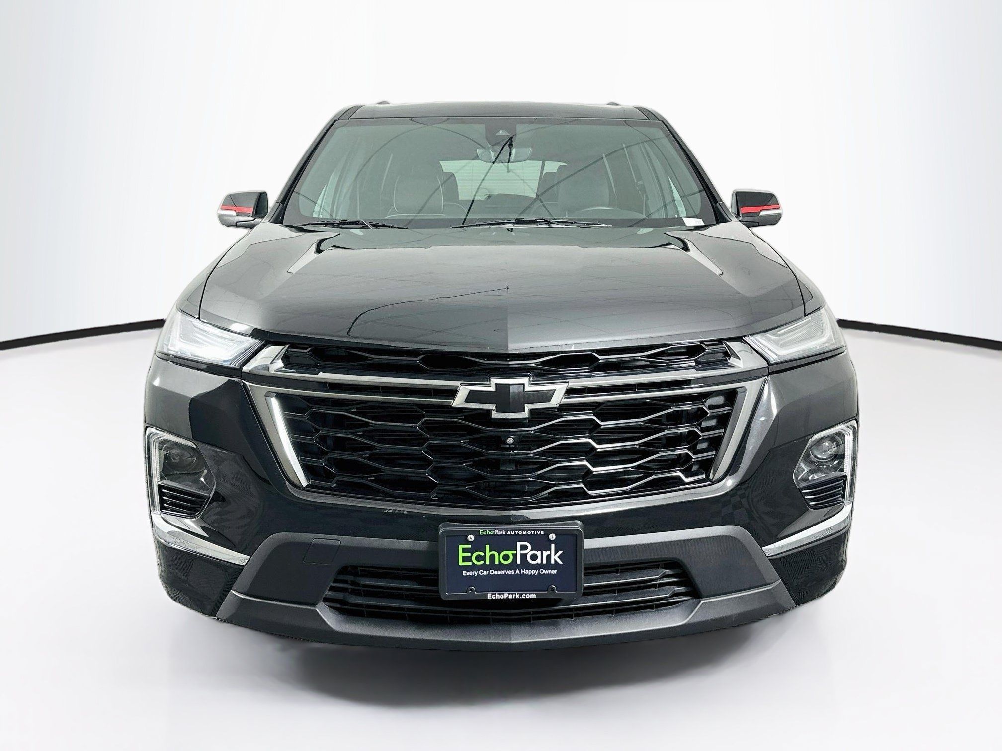 Used 2023 Chevrolet Traverse Premier w/ Redline Edition AWD/4WD image 2