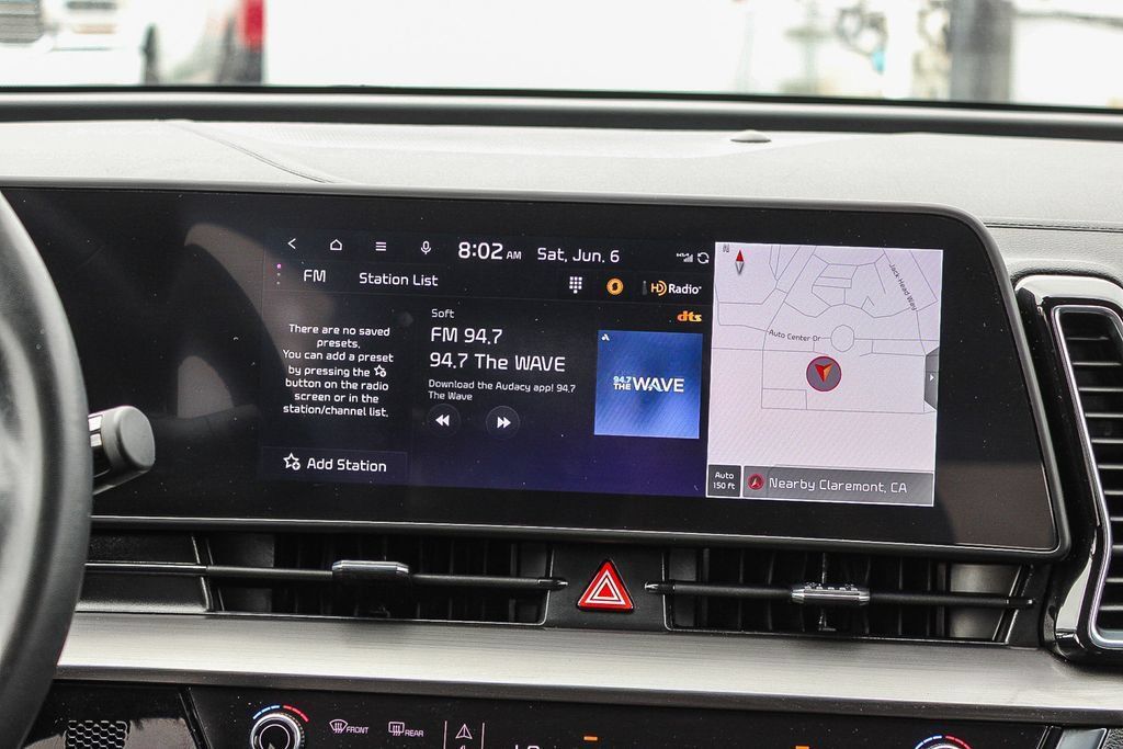 Used 2025 Kia Sportage EX FWD image 15