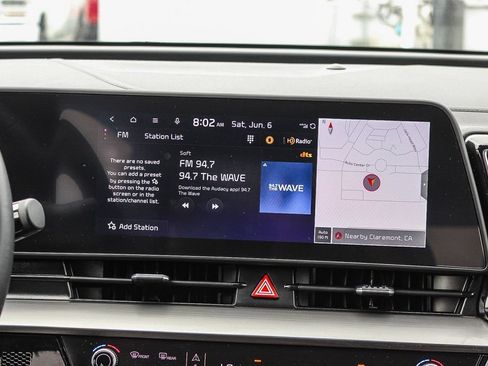 Used 2025 Kia Sportage EX FWD image 15