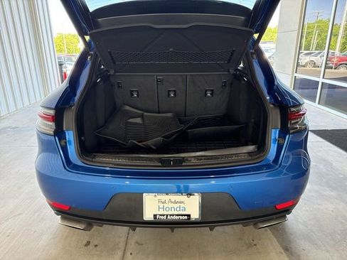 Used 2020 Porsche Macan AWD/4WD image 19