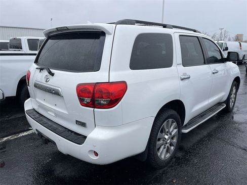 Used 2014 Toyota Sequoia Limited image 10