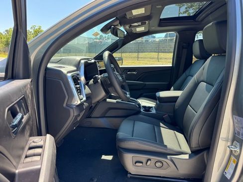 New 2025 GMC Canyon Elevation w/ Convenience Package image 21