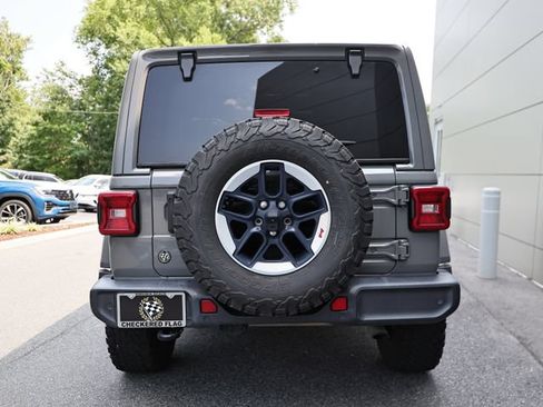 Used 2022 Jeep Wrangler Unlimited Sahara AWD/4WD image 11