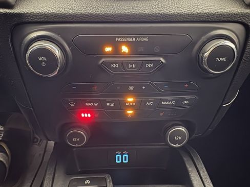 Used 2019 Ford Ranger XLT w/ Equipment Group 302A Luxury image 25