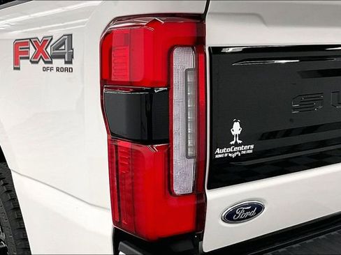 Used 2025 Ford F350 Platinum AWD/4WD image 38
