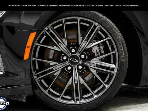Used 2021 Chevrolet Camaro ZL1 RWD image 3