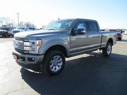 Used 2019 Ford F350 Platinum w/ Platinum Ultimate Package image 10