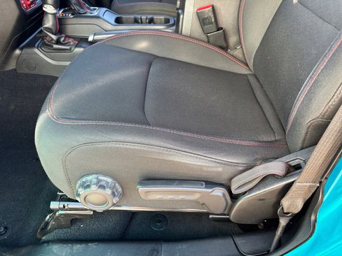 Used 2020 Jeep Wrangler Unlimited Rubicon w/ Steel Bumper Group image 13