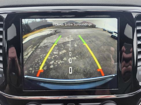 Used 2020 Jeep Grand Cherokee Limited image 23