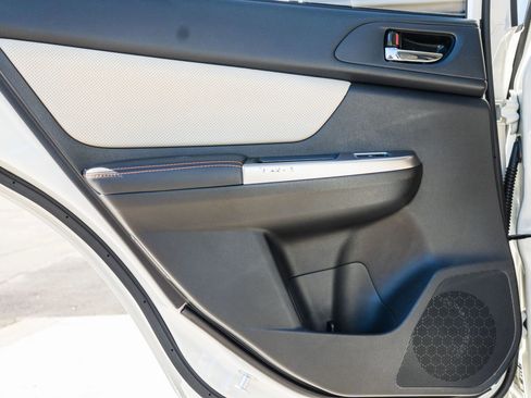 Used 2017 Subaru Crosstrek 2.0i Limited image 21