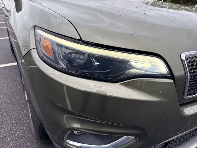 Used 2020 Jeep Cherokee Limited AWD/4WD image 12
