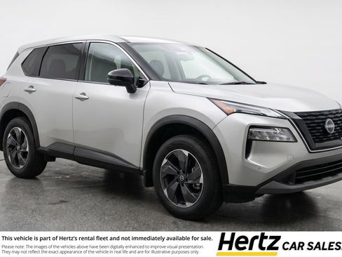 Used 2025 Nissan Rogue SV AWD/4WD image 1